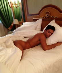 Chico Latino Sexy  59be5e649ba7c.jpg