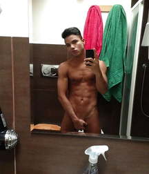 Chico Latino Sexy  59be5e6cdc1e2.jpg