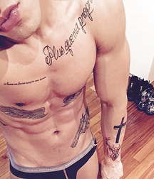 Chico Latino Sexy  59be5e7b12ff0.jpg