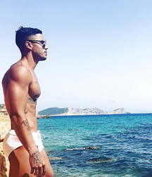 Chico Latino Sexy  59be5e8294021.jpg