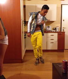 Chico Latino Sexy  59be5e9aa48ed.jpg