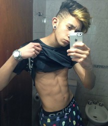 Selfie boys 007 59bfee572bcb3.jpg