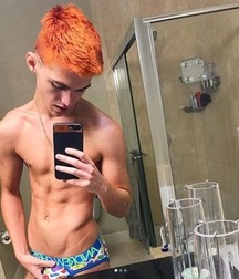 Selfie boys 007 59bfee5c62dfa.jpg