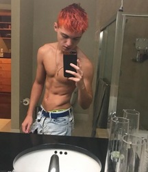 Selfie boys 007 59bfee5d556e1.jpg