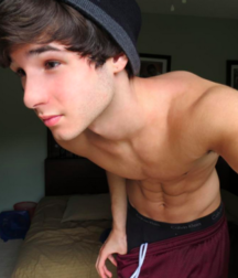 Selfie boys 007 59bfee6e947ad.png