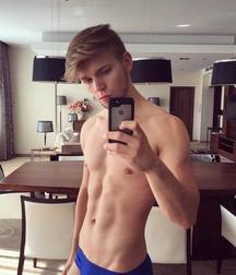 Selfie boys 007 59bfee73e34b5.jpg
