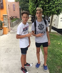 Selfie boys 007 59bfee774fe85.jpg