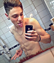 Selfie boys 007 59bfeea3f18a5.jpg