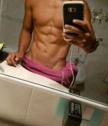 Selfie boys 010 59c0f74fc9a29.png