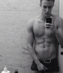 Selfie boys 010 59c0f7b6204d3.jpg