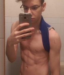 Selfie boys 011 59c284804ba6d.jpg