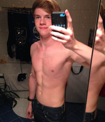 Selfie boys 011 59c285a11c72d.png