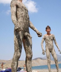 Nude Beach Boy  59c298ea5fb40.jpg