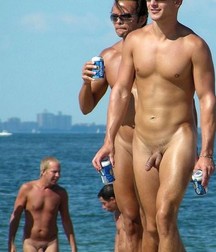 Nude Beach Boy  59c298f595b49.jpg
