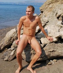 Nude Beach Boy  59c298ff93bae.jpg