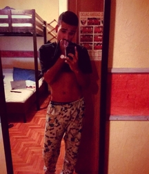 selfie boys 015