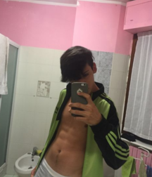 selfie boys 015 59ca25dd8ca3f.png