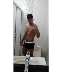 selfie boys 015 59ca260ce9a6c.jpg