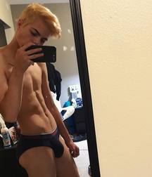 selfie boys 015 59ca261040fb0.jpg