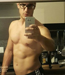 selfie boys 015 59ca262e66e74.png