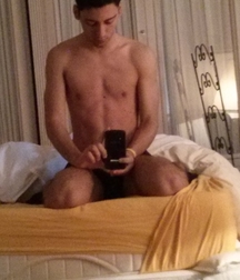 selfie boys 015 59ca2652237ee.jpg