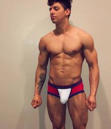 Eddyfitt sexy boy  5a03519f2e288.jpg