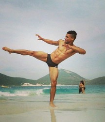 Ric sexy body  5a0475dd77245.jpg