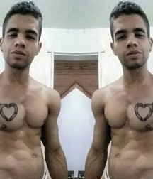 Ric sexy body  5a0475e4d30e5.jpg