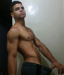 Ric sexy body  5a0475f1aae36.jpg
