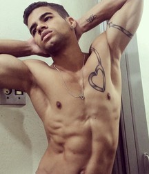 Ric sexy body  5a0475f37ff77.jpg