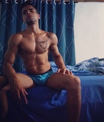 Ric sexy body  5a04760c2c1dd.jpg