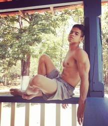Ric sexy body  5a04763171a39.jpg