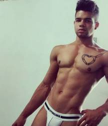 Ric sexy body  5a0476367149c.jpg