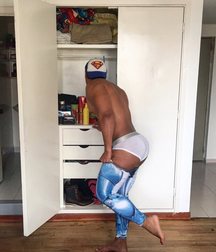 Huge Butt  5a0c7b6b3397b.jpg