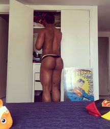 Huge Butt  5a0c7b6c335cf.jpg