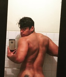 Huge Butt  5a0c7b6f53883.jpg