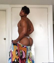 Huge Butt  5a0c7b7031f1a.jpg