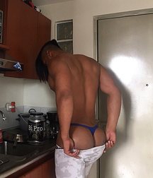 Huge Butt  5a0c7b9647918.jpg