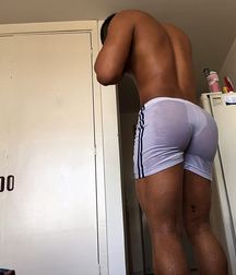 Huge Butt  5a0c7b9ae7cbe.jpg