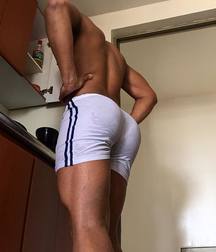 Huge Butt  5a0c7b9eb2c51.jpg