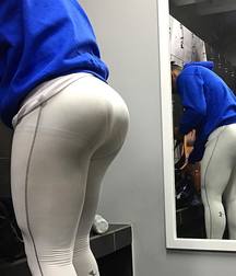 Huge Butt  5a0c7be0b089f.jpg