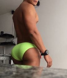 Huge Butt  5a0c7be95d167.jpg