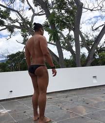 Huge Butt  5a0c7bedb1a7c.jpg
