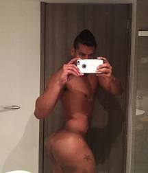Huge Butt  5a0c7c0242598.jpg