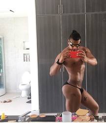 Huge Butt  5a0c7c0dba106.jpg