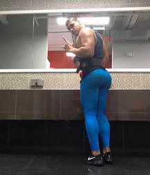 Huge Butt  5a0c7c133fafb.jpg