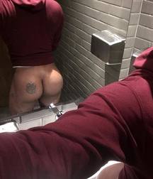 Huge Butt  5a0c7c1e74ad8.jpg