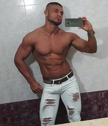 Diego Lauzen hot photos 5a0f0d2fd5fa3.jpg