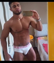 Diego Lauzen hot photos 5a0f0d785fc1a.jpg
