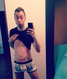 Selfie boy 016 5a133510e2442.jpg